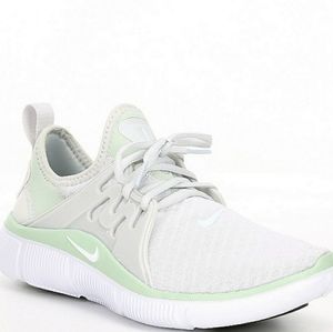 NIKE Women Alcame Sneakers
